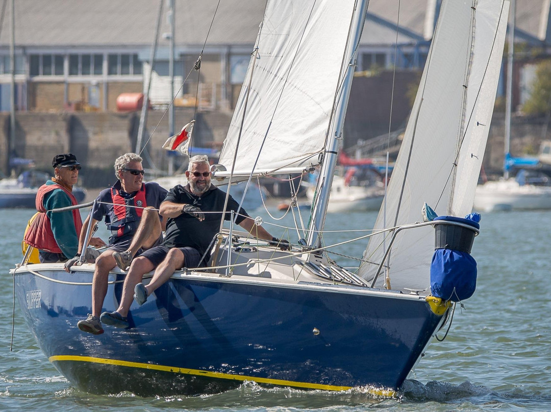 Medway Yacht Club景点图片