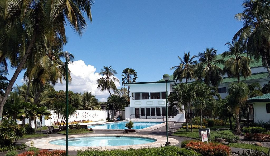 卢克广场酒店主图