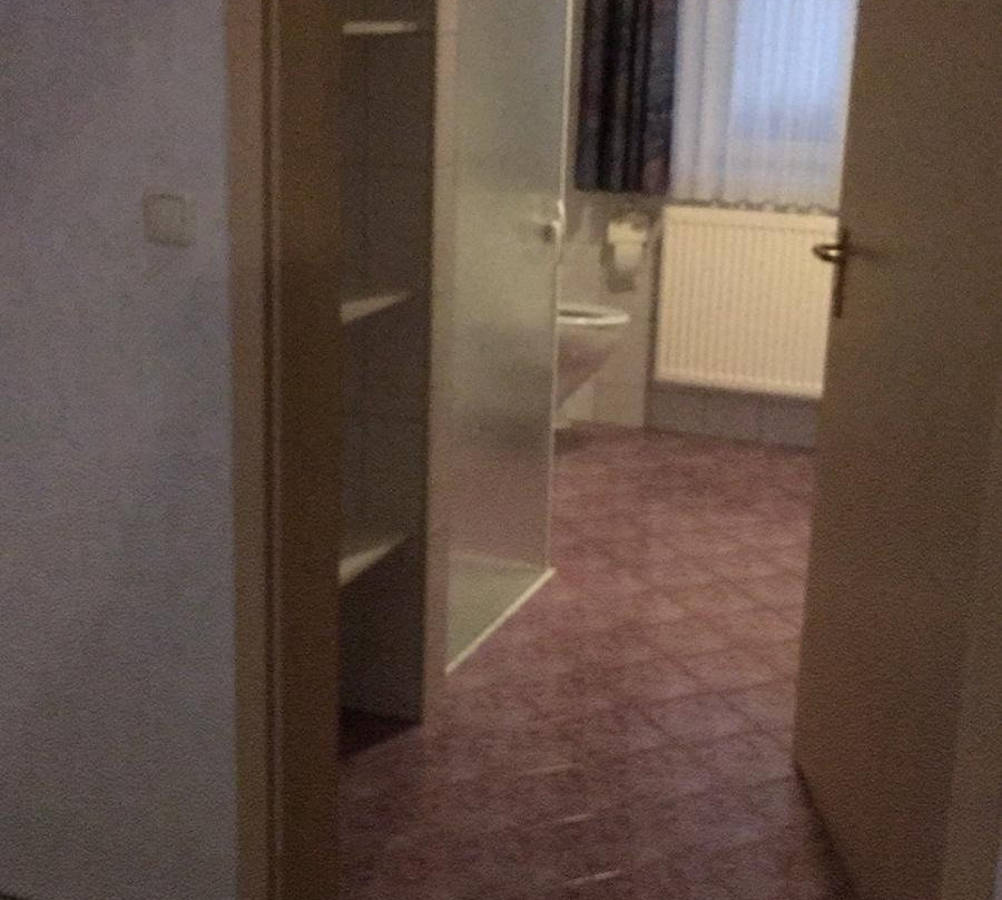 Hotel & Weingut Schwarzer Adler主图