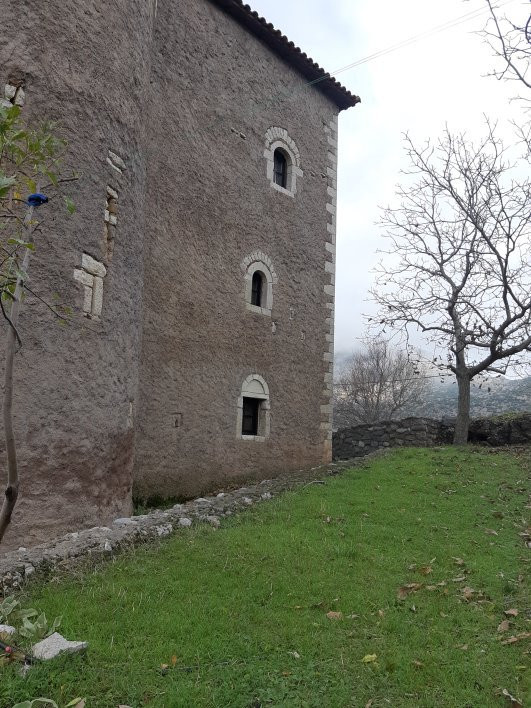 Pyrgos Petzemeon