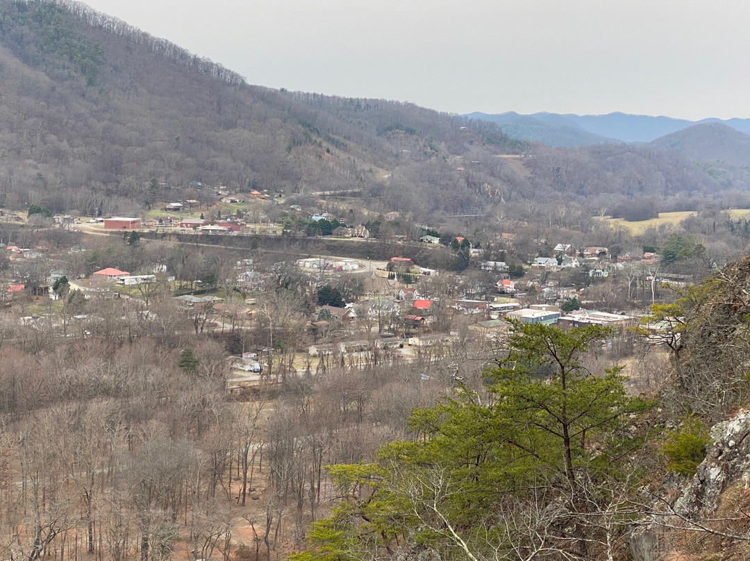 Lovers Leap Loop Trail景点图片