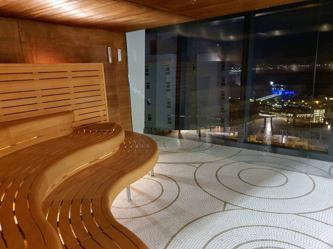 Fairmont Baku, Flame Towers主图
