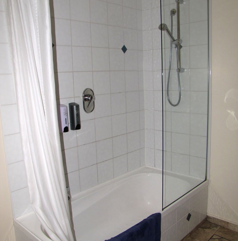 Tudor Lodge Motel主图