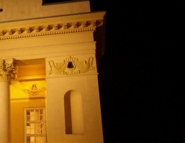 Tiroler Landestheater-茵斯布鲁克必去景点