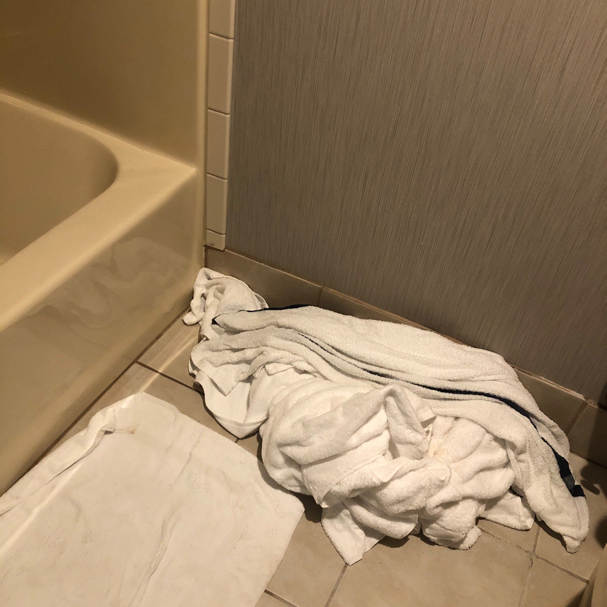 Woodfield Inn and Suites-官方