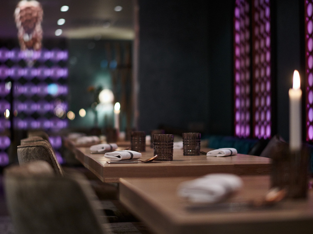 Verso Bar & Kitchen