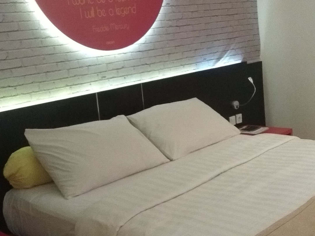 Front One Inn Muntilan主图