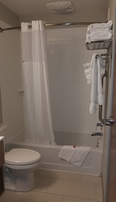 Microtel Inn & Suites by Wyndham Clarion主图