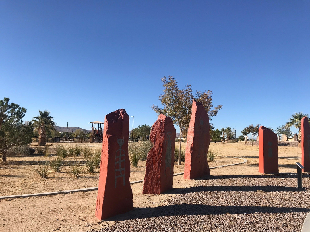 Petroglyph Park景点图片