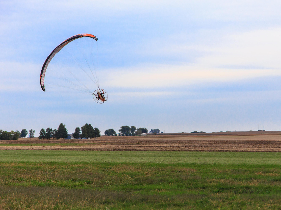 Paragliding Unlimited-圣路易斯必去景点