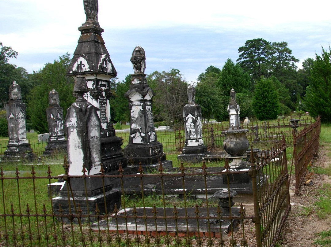 Shorter Cemetery景点图片