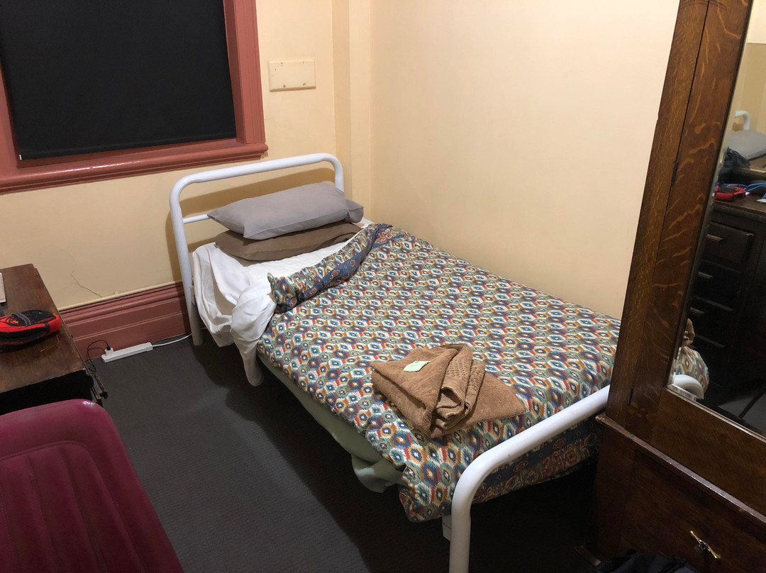 Royal Hotel Horsham主图