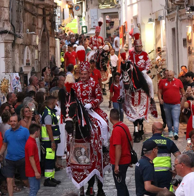 Cavalcata di Sant'Oronzo-奥斯图尼必去景点