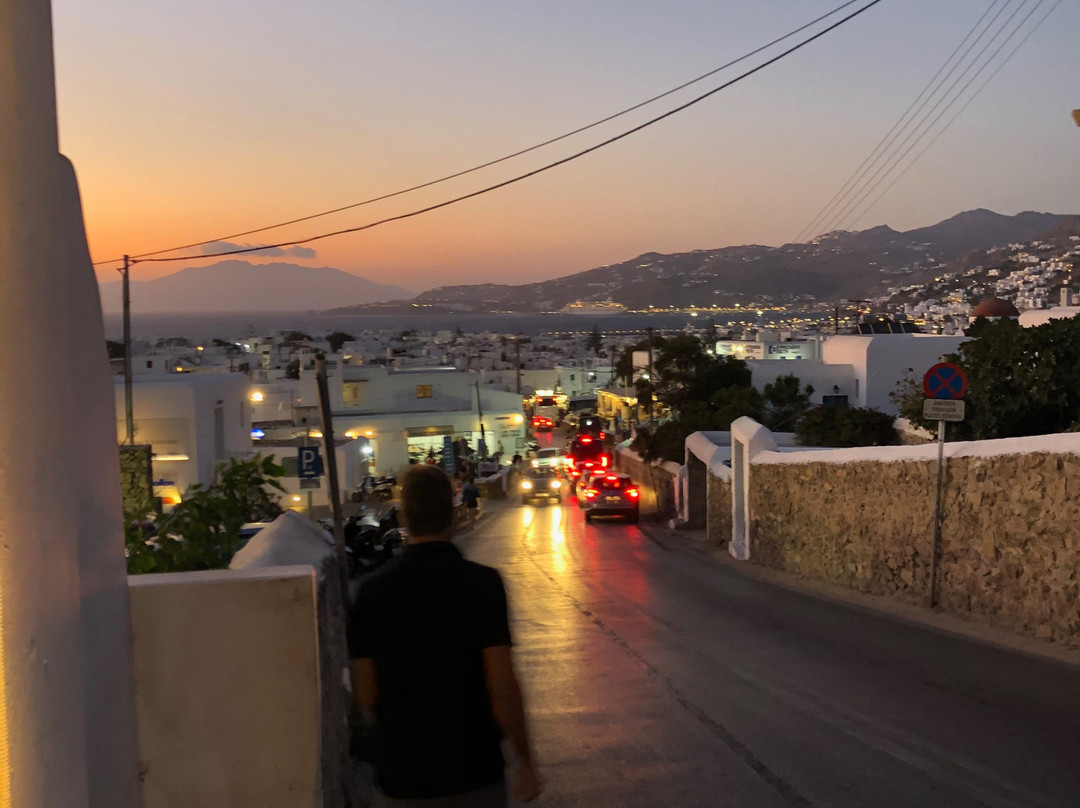 里欧马里斯酒店主图