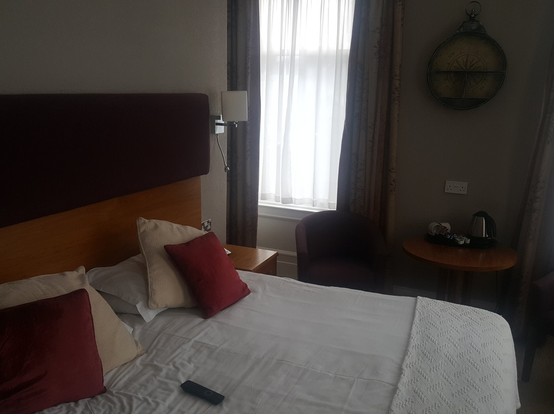 The George Hotel主图