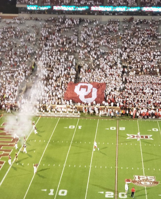 Oklahoma Memorial Stadium-诺曼必去景点