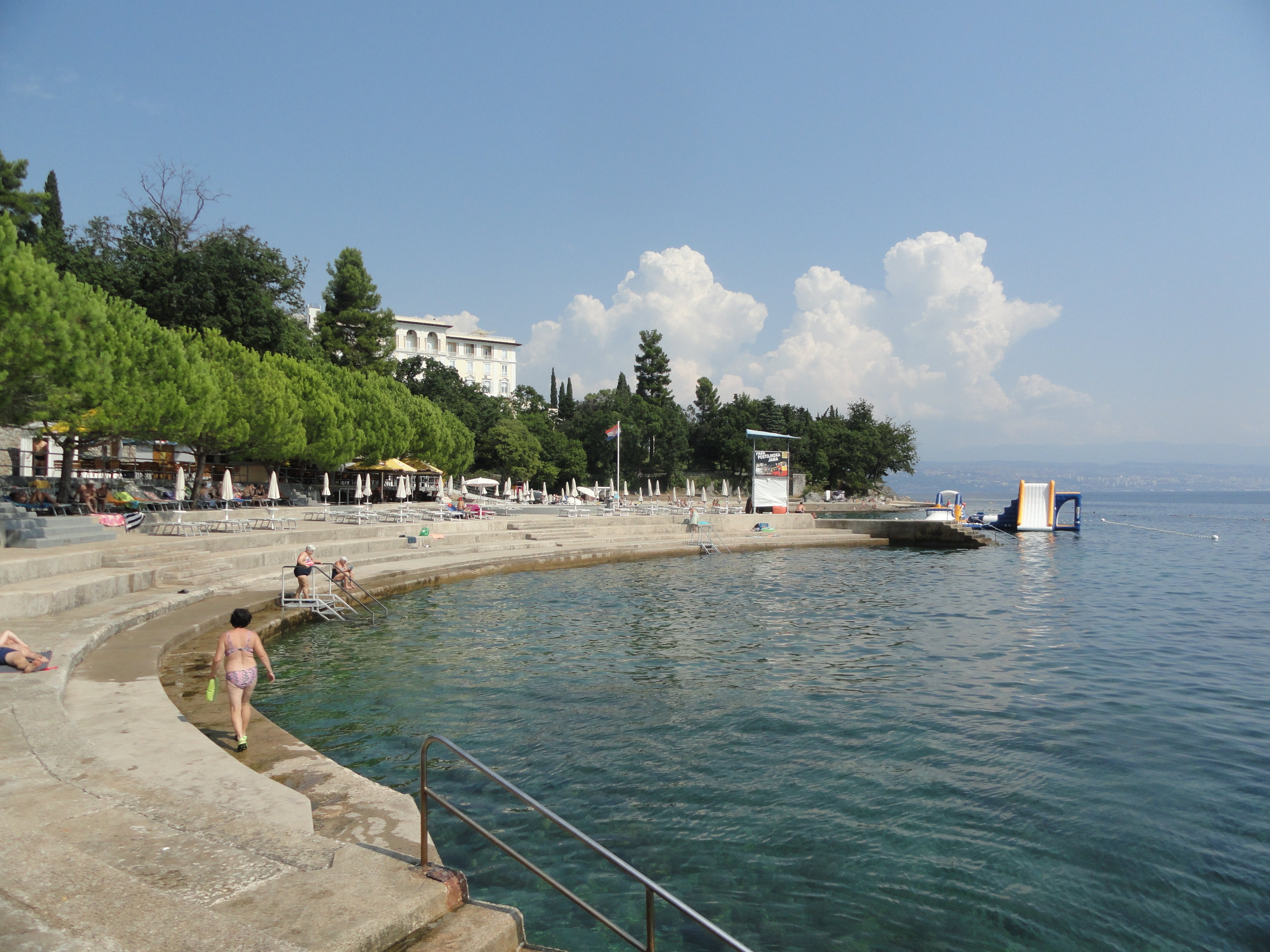 Hotel Villa Vera-泳池