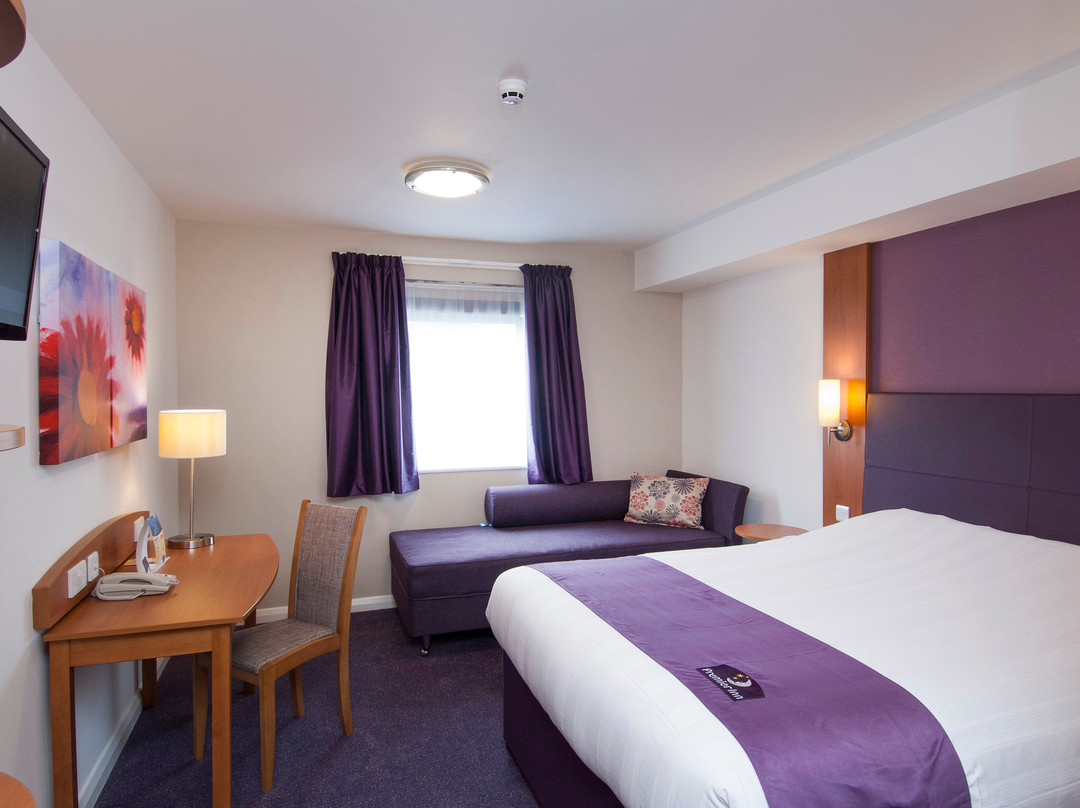 Premier Inn London Richmond Hotel