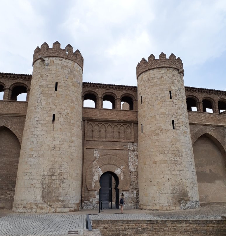 Castillo de Alfajarin景点图片
