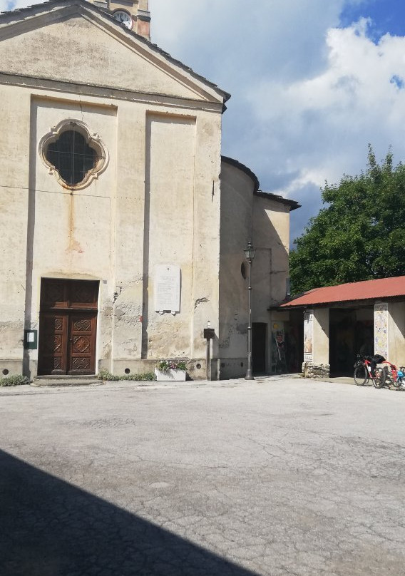 Chiesa della Santissima Trinità-Roburent必去景点