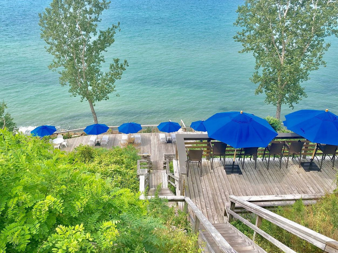 Lake Shore Resort主图