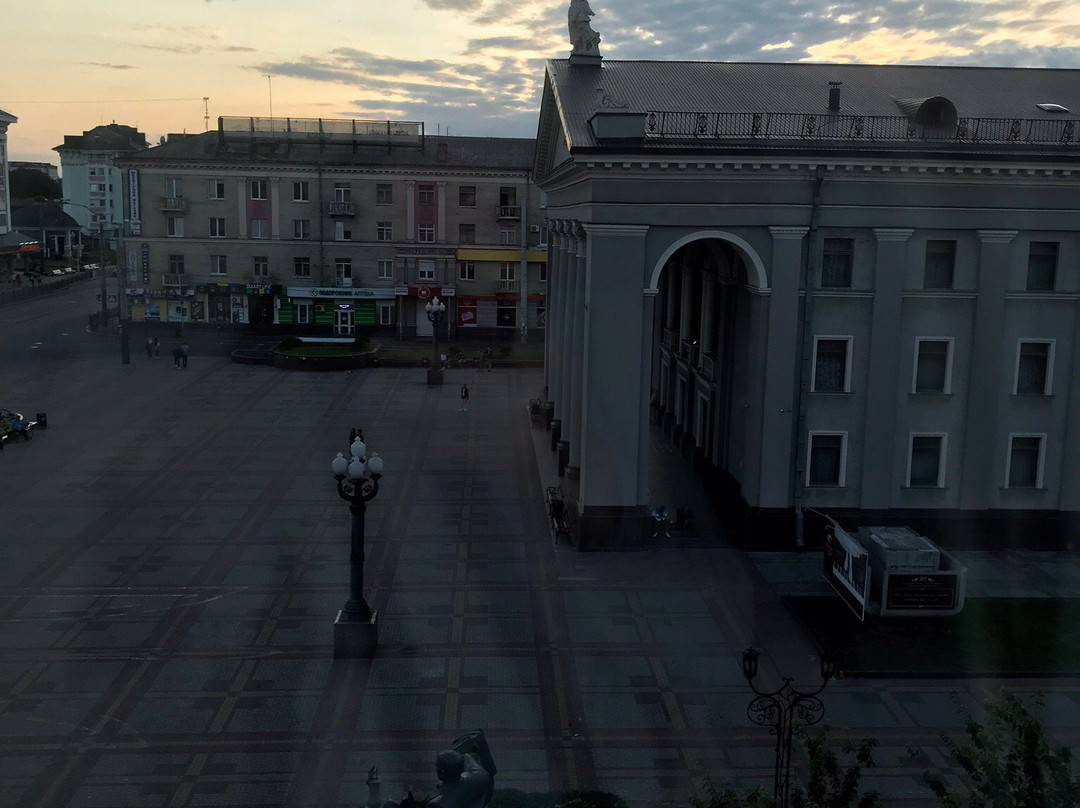Hotel Ukraina主图
