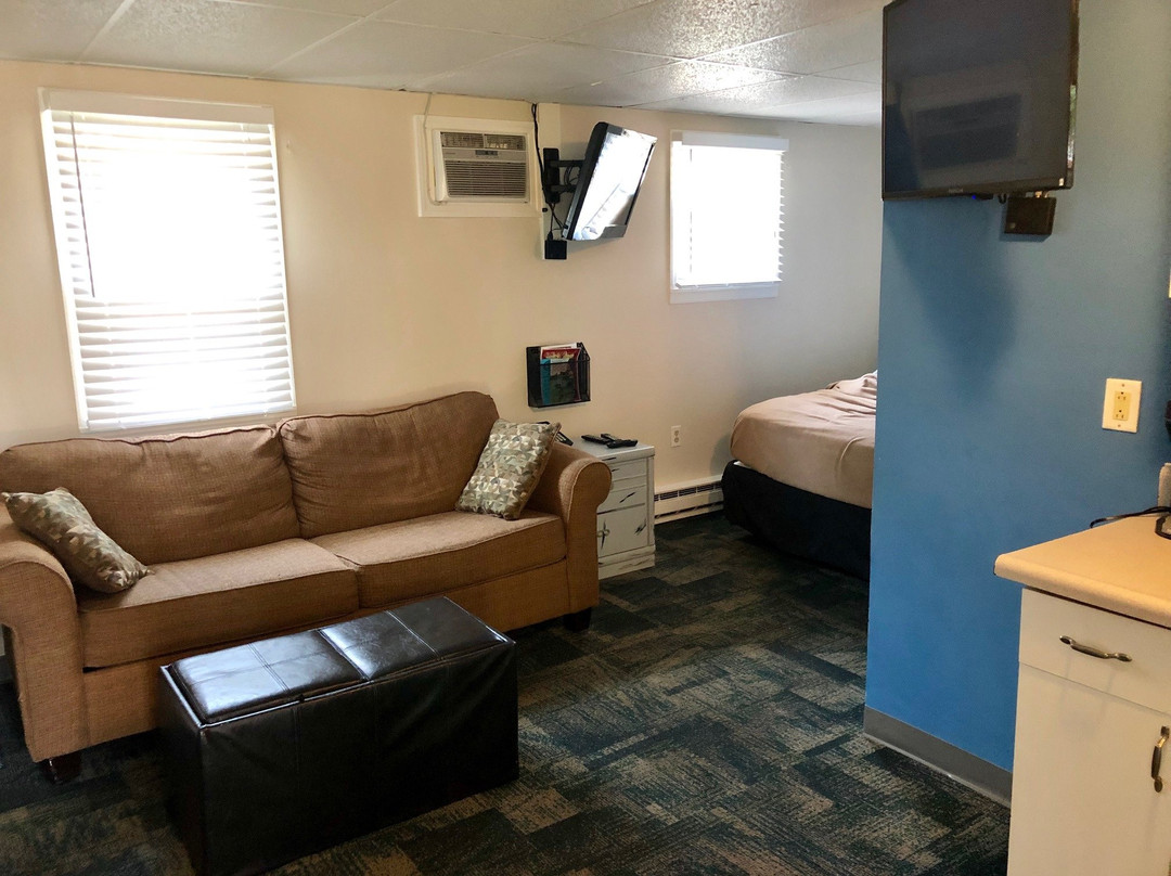 Carbone's Beachside Restaurant, Bar & Suites主图