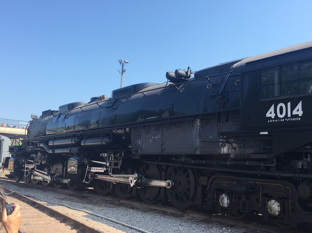 Larry S. Provo Training Center-West Chicago必去景点