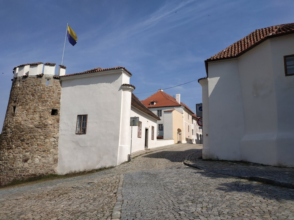 Putimska Gate (Putimska Brana)-Pisek必去景点