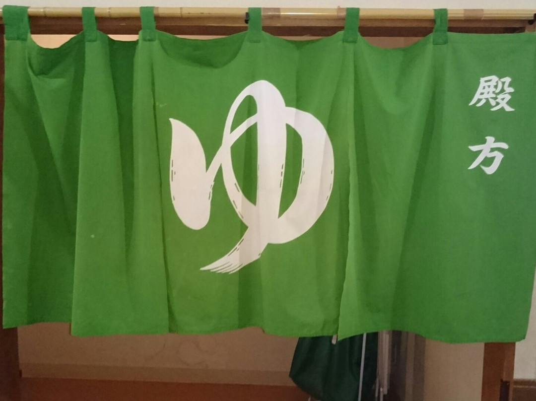 卡米霍罗素酒店主图