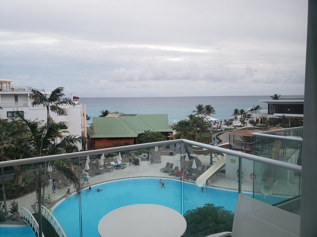 Oraine Enterprises VIP and Taxi Services-菲利普斯堡必去景点