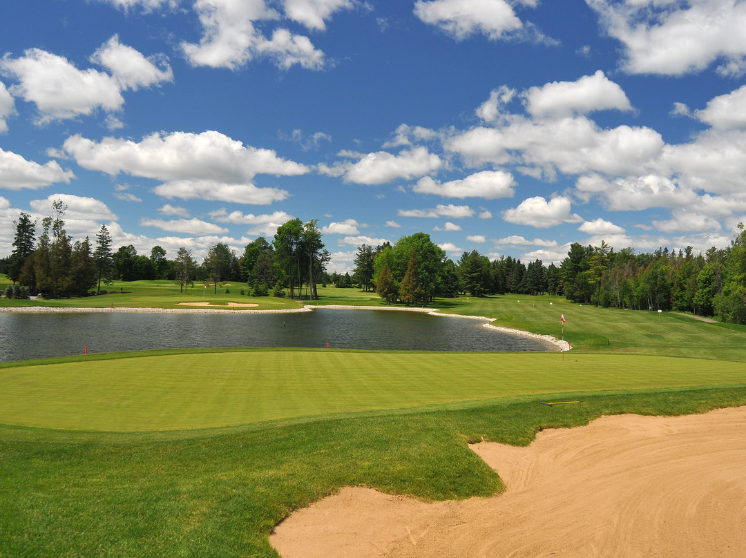 Canadian Golf & Country Club景点图片