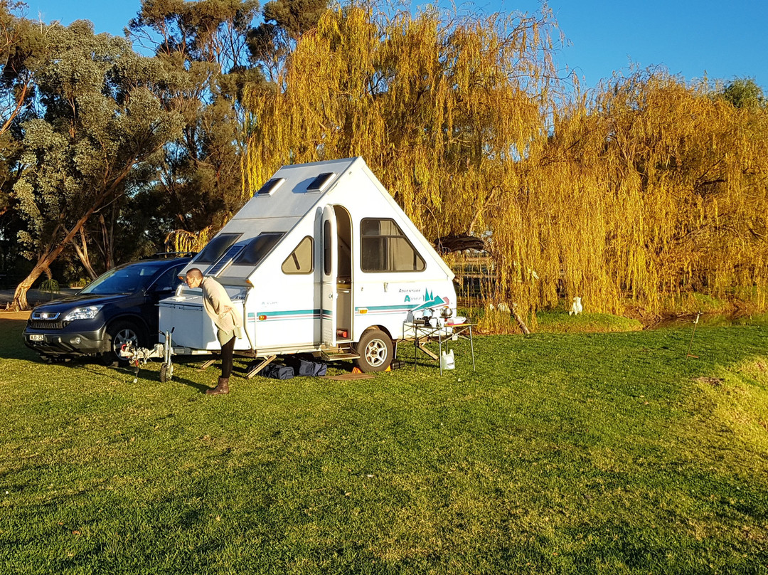 Simply Tomatoes-Boort必去景点
