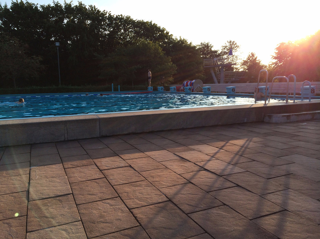 Freibad Platschare-Roding必去景点