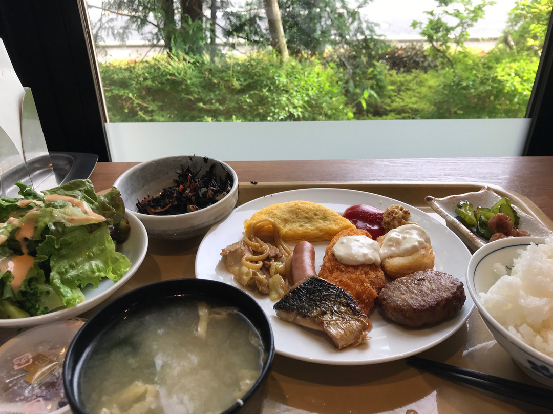 露樱酒店桥本店主图