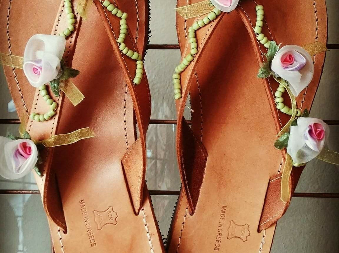 Meteora Sandals (Ekfrasi)-卡兰巴卡必去景点