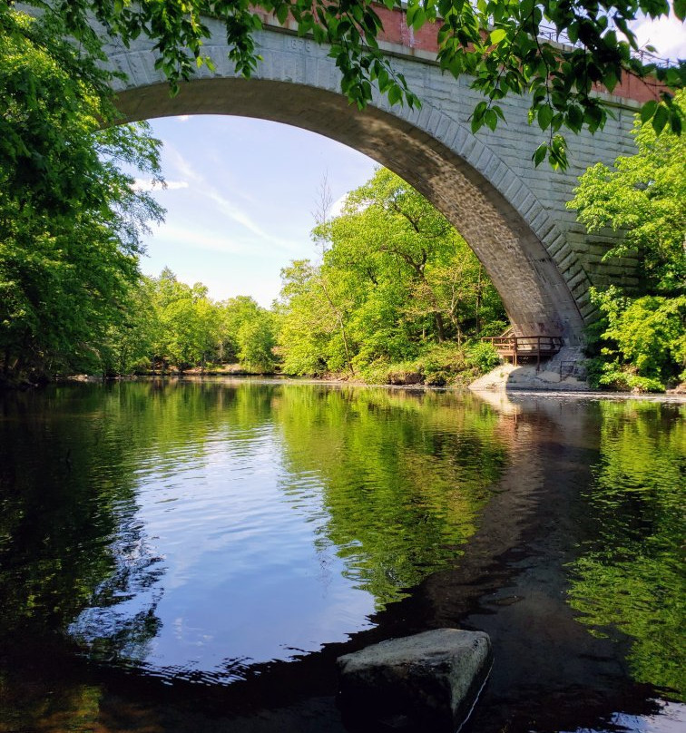 Echo Bridge景点图片