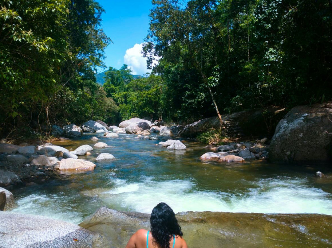 Cachoeira Poco da Laje景点图片