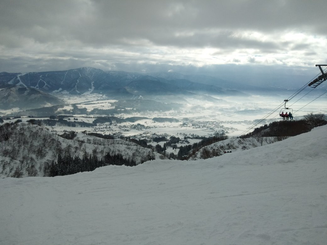 Togari Onsen Ski Resort-饭山市必去景点
