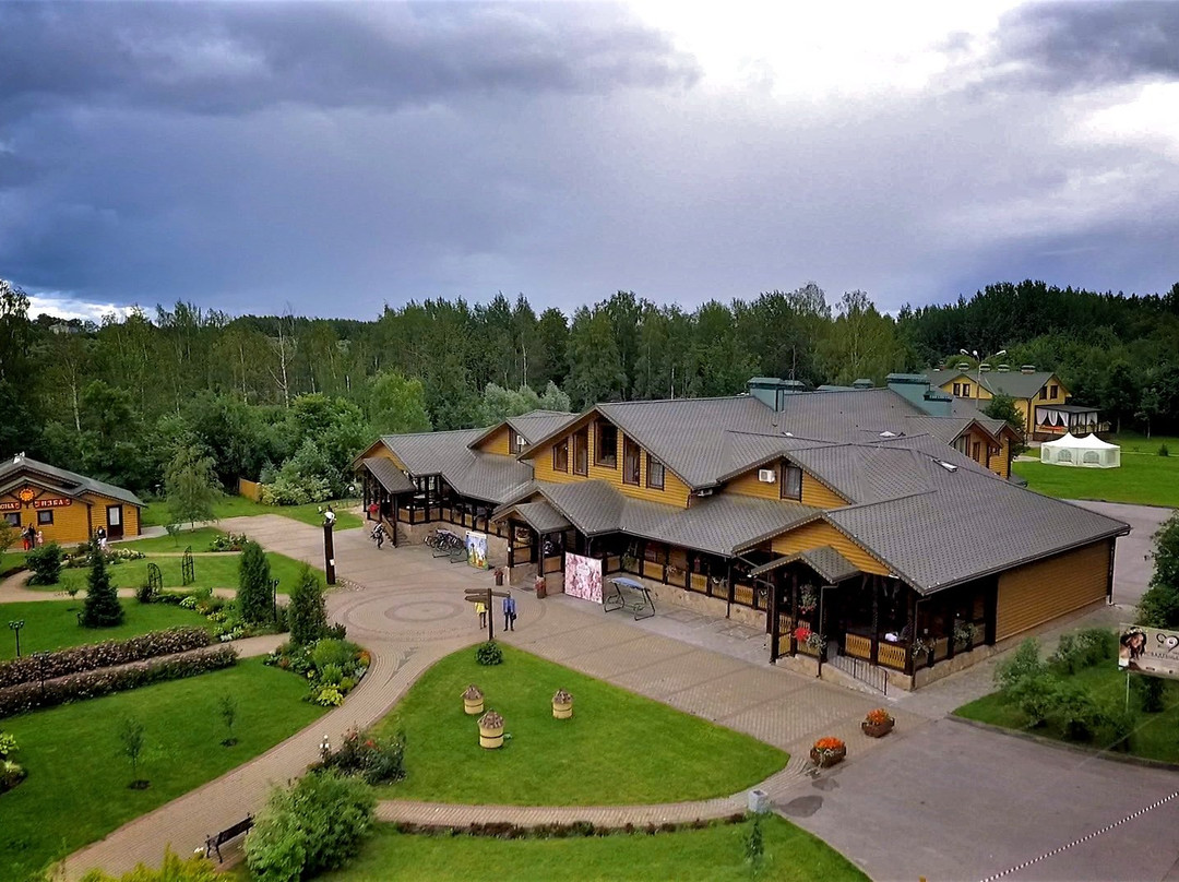 YUREVSKOE PODVORIE country club主图