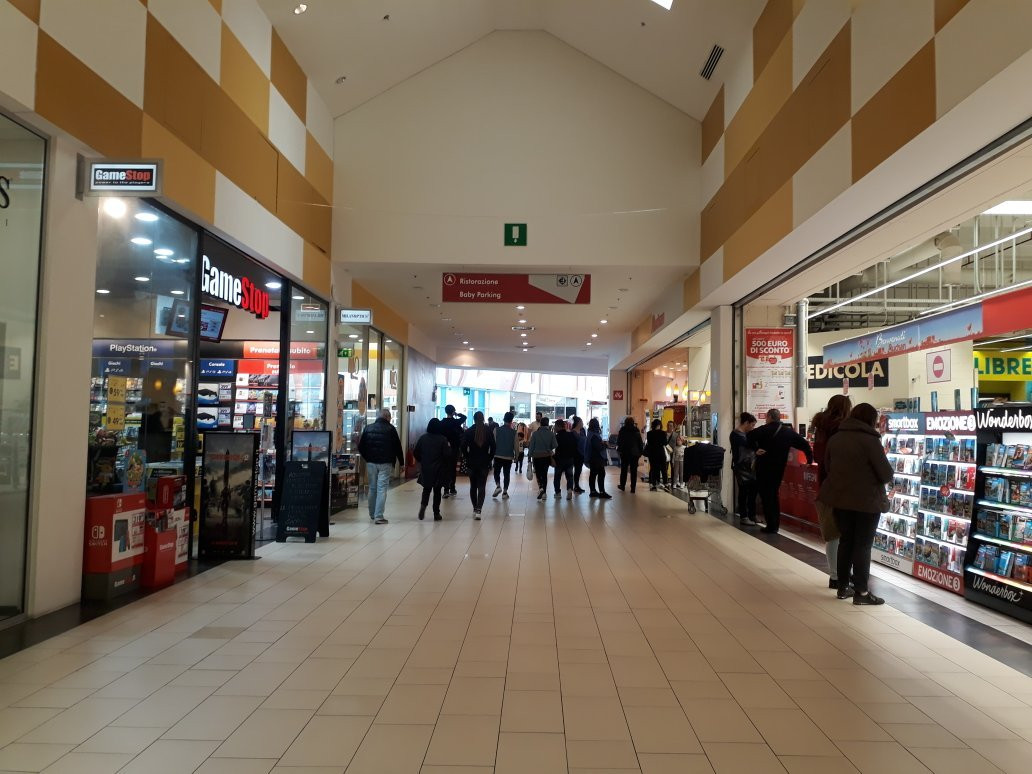 Antegnate Shopping Center-Antegnate必去景点