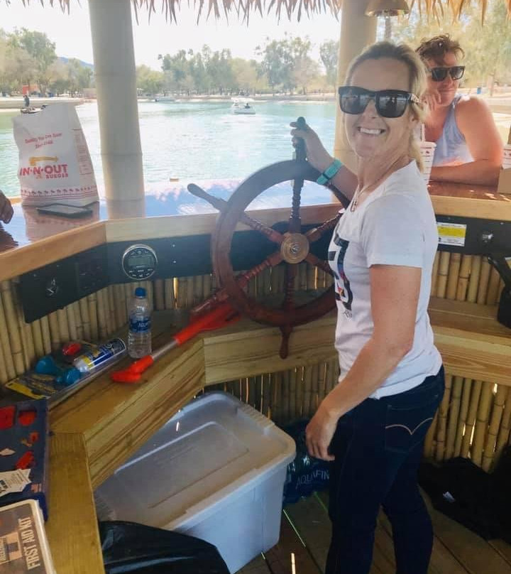 Cruisin Tikis Lake Havasu-哈瓦苏湖城必去景点