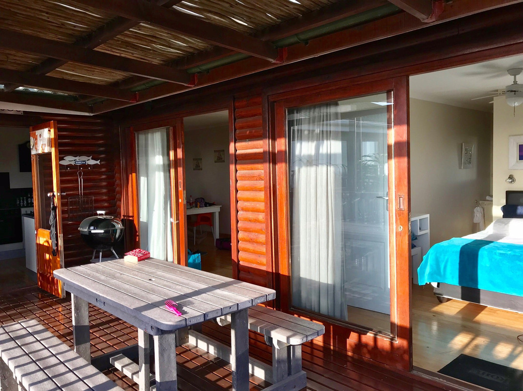 Oyster Kaya At Oyster Bay主图