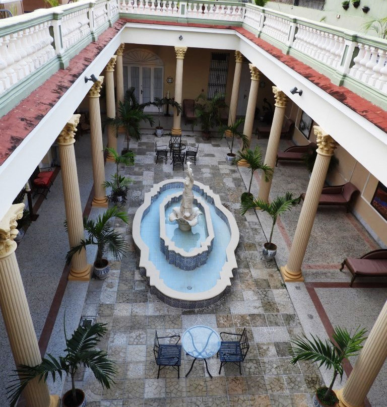 Hotel E La Sevillana主图