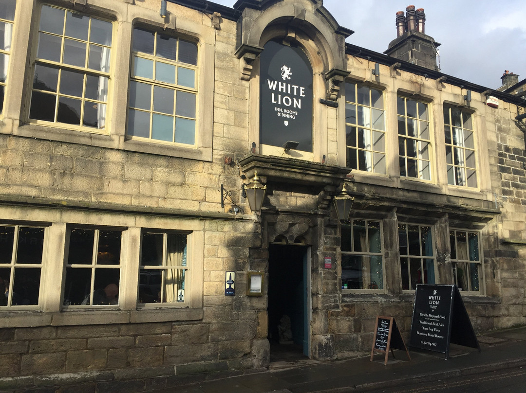 The White Lion Hotel主图