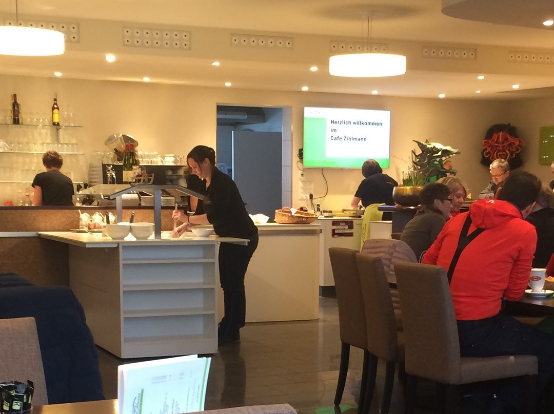 Hasle餐馆和美食-Zihlmann Backerei Cafe