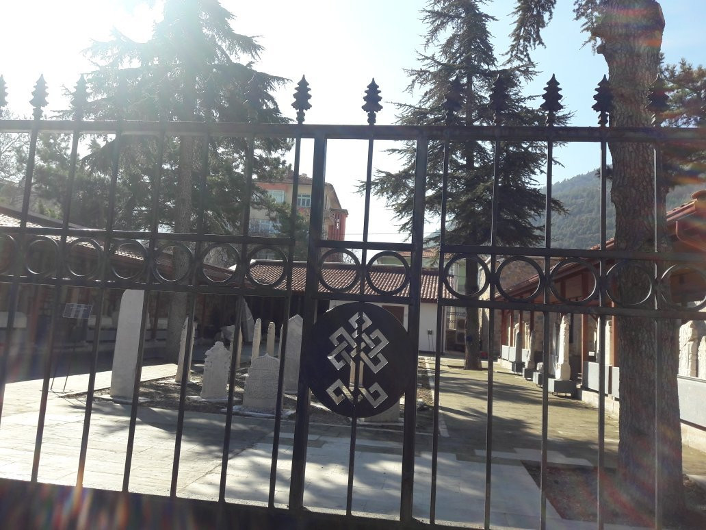 Tas Medrese Camii-阿克谢希尔必去景点