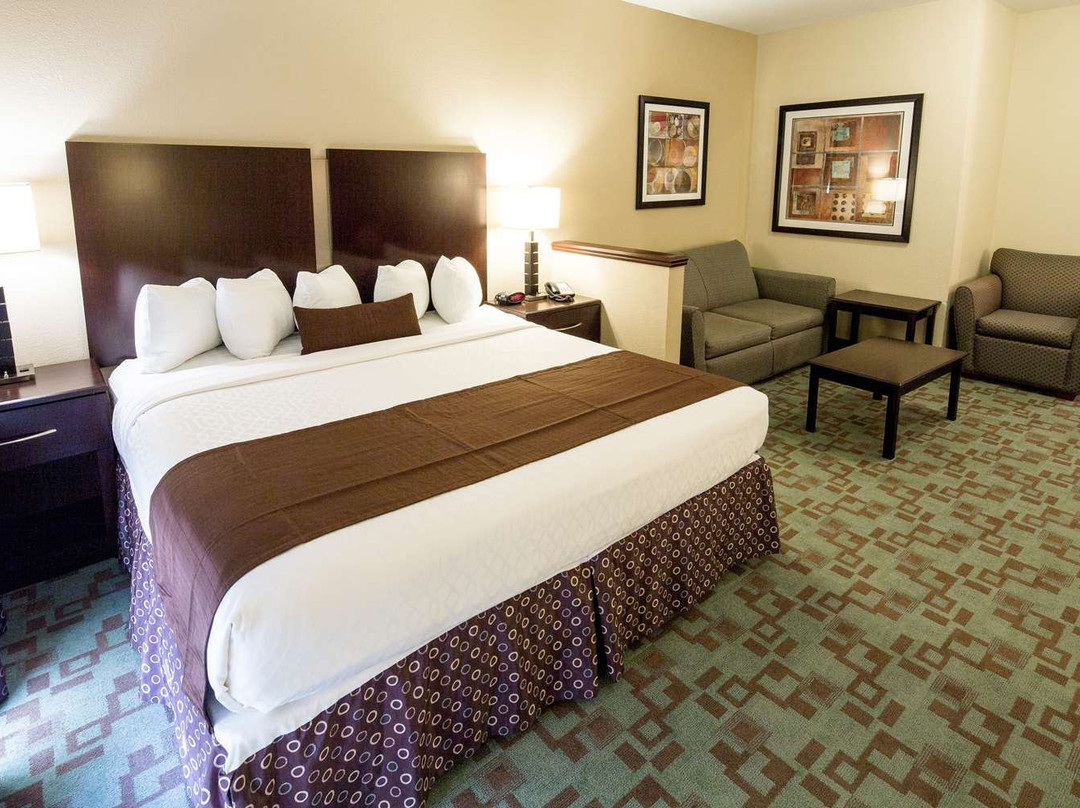 Best Western Plus Eastgate Inn & Suites主图