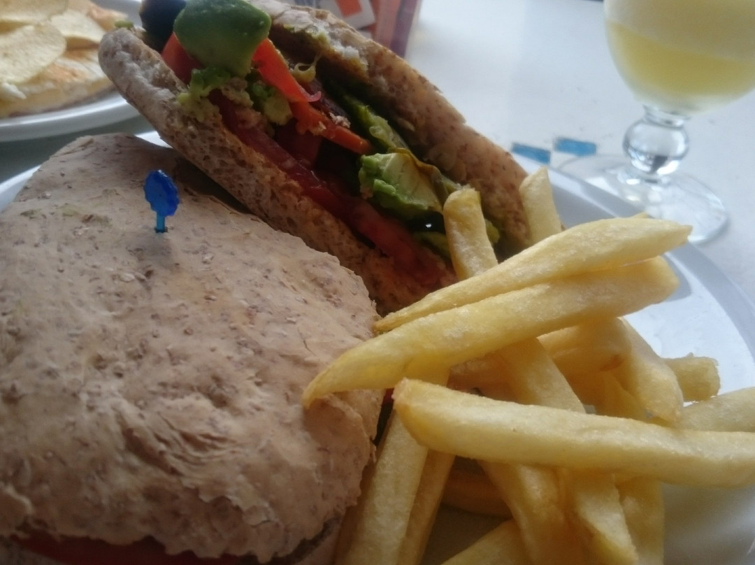 Hotel Tower Inn & Suites主图