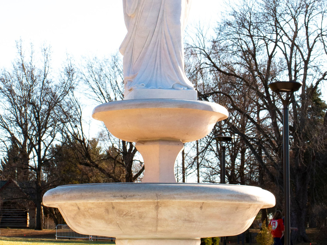 National Shrine of Our Lady of the Miraculous Medal-Perryville必去景点